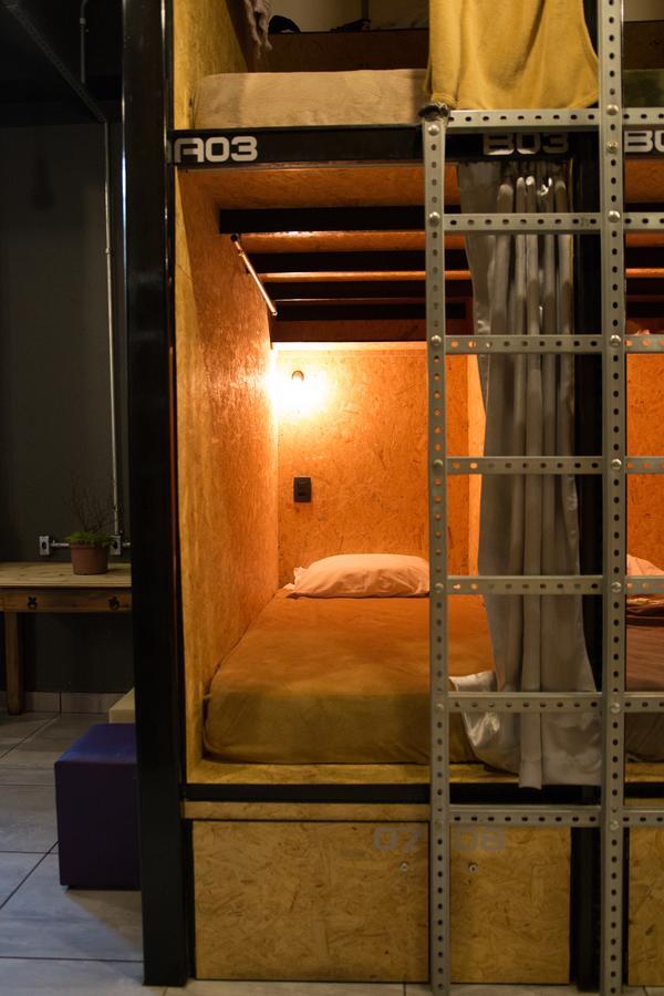 Eco Box Hostel Флоріанополіс Екстер'єр фото
